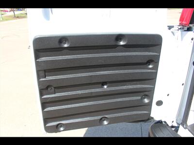 2023 Chevrolet Express 2500 - Photo 15 - Euless, TX 76040
