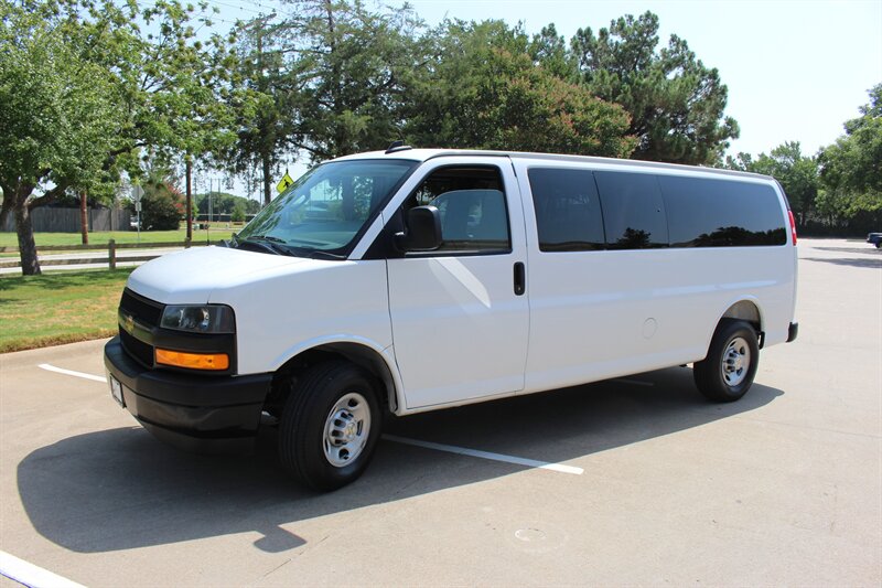 2025 Chevrolet Express LS 3500  