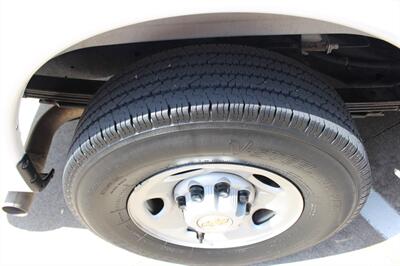 2025 Chevrolet Express LS 3500 - Photo 33 - Euless, TX 76040