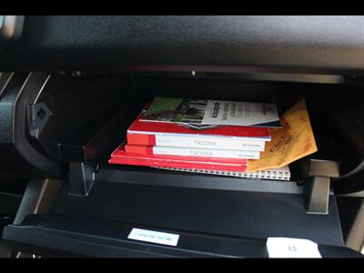 2022 Toyota Tacoma SR   - Photo 23 - Euless, TX 76040