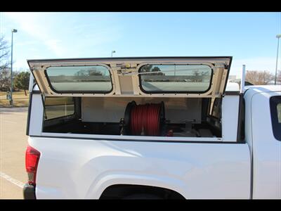 2022 Toyota Tacoma SR   - Photo 11 - Euless, TX 76040