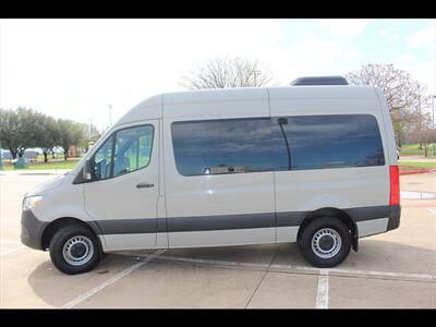 2022 Mercedes-Benz Sprinter 2500   - Photo 2 - Euless, TX 76040