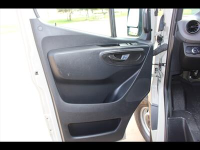 2022 Mercedes-Benz Sprinter 2500   - Photo 21 - Euless, TX 76040