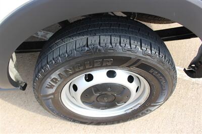 2024 Ford Transit 250   - Photo 32 - Euless, TX 76040