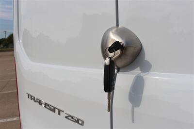 2024 Ford Transit 250   - Photo 15 - Euless, TX 76040