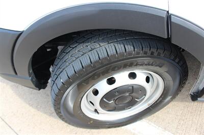 2024 Ford Transit 250   - Photo 29 - Euless, TX 76040