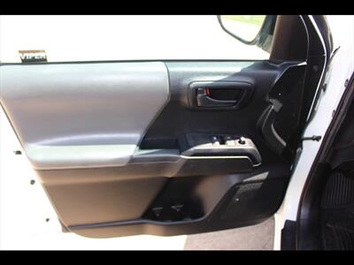 2021 Toyota Tacoma SR   - Photo 18 - Euless, TX 76040