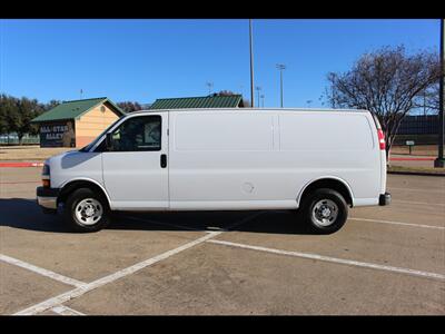 2017 Chevrolet Express 3500   - Photo 2 - Euless, TX 76040