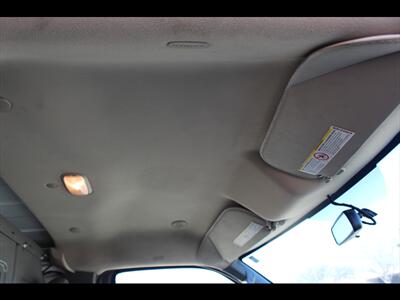 2017 Chevrolet Express 3500   - Photo 20 - Euless, TX 76040