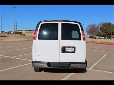 2017 Chevrolet Express 3500   - Photo 4 - Euless, TX 76040