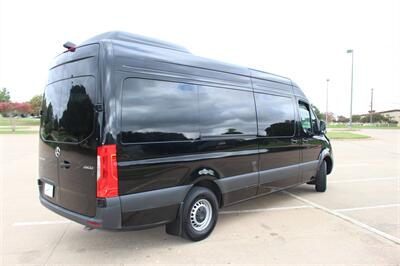 2025 Mercedes-Benz Sprinter 2500 - Photo 4 - Euless, TX 76040