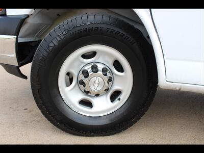 2020 Chevrolet Express LT 2500   - Photo 18 - Euless, TX 76040