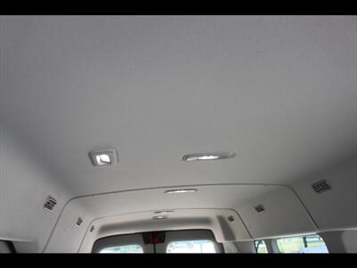 2022 Ford Transit 350 XLT   - Photo 18 - Euless, TX 76040