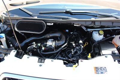 2021 Ford Transit 250   - Photo 32 - Euless, TX 76040