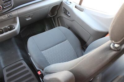 2021 Ford Transit 250   - Photo 20 - Euless, TX 76040