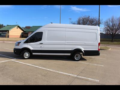 2022 Ford Transit 350 HD   - Photo 2 - Euless, TX 76040