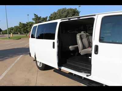 2022 Chevrolet Express LS 3500   - Photo 13 - Euless, TX 76040