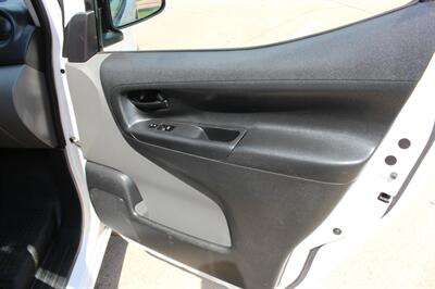 2019 Nissan NV200 SV - Photo 19 - Euless, TX 76040