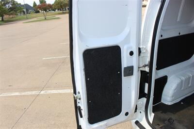 2019 Nissan NV200 SV - Photo 15 - Euless, TX 76040