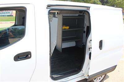 2019 Nissan NV200 SV - Photo 17 - Euless, TX 76040