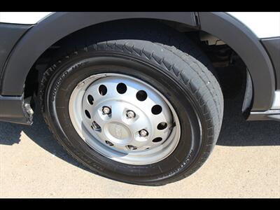 2023 Ford Transit 250   - Photo 23 - Euless, TX 76040