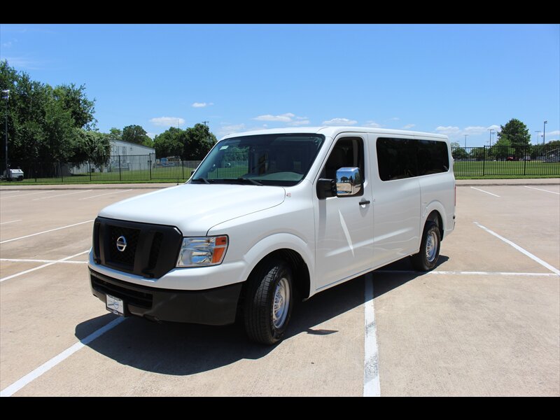 2015 Nissan NV 3500 HD S   - Photo 1 - Euless, TX 76040