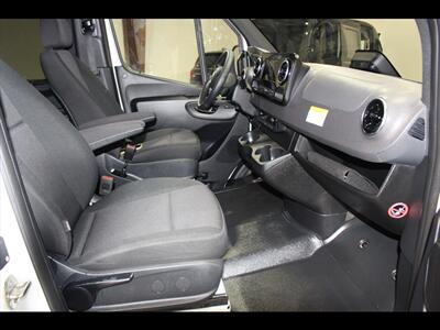 2025 Mercedes-Benz Sprinter 2500   - Photo 15 - Euless, TX 76040