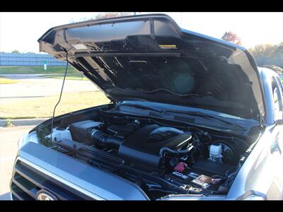 2023 Toyota Tacoma SR5 V6   - Photo 32 - Euless, TX 76040