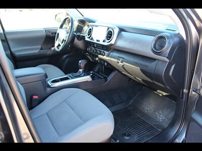 2023 Toyota Tacoma SR5 V6   - Photo 15 - Euless, TX 76040