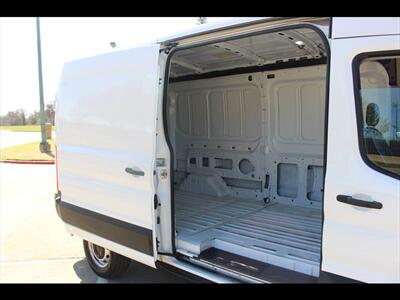 2024 Ford Transit 250   - Photo 13 - Euless, TX 76040