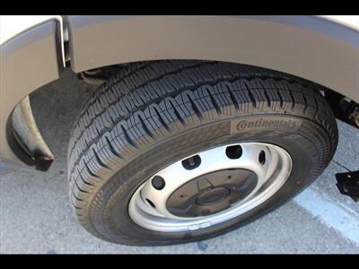 2024 Ford Transit 250   - Photo 31 - Euless, TX 76040