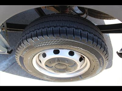 2024 Ford Transit 250   - Photo 33 - Euless, TX 76040