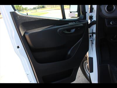 2025 Mercedes-Benz Sprinter 2500   - Photo 19 - Euless, TX 76040