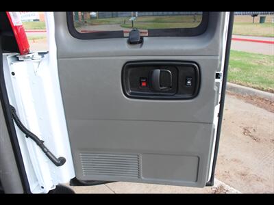 2024 Chevrolet Express LT 3500   - Photo 13 - Euless, TX 76040
