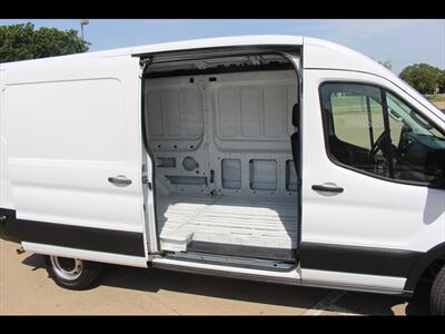 2024 Ford Transit 250   - Photo 15 - Euless, TX 76040
