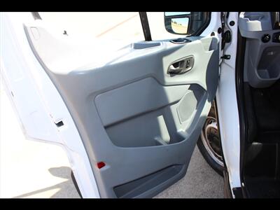 2017 Ford Transit 250   - Photo 18 - Euless, TX 76040