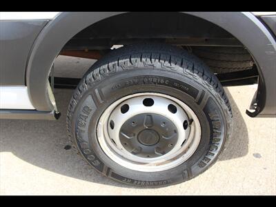 2023 Ford Transit 250 - Photo 24 - Euless, TX 76040