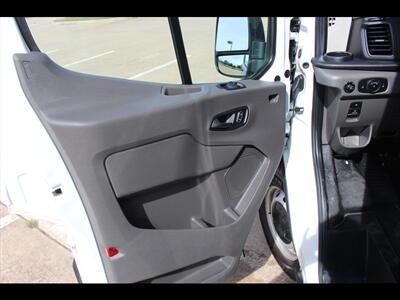 2023 Ford Transit 250 - Photo 18 - Euless, TX 76040
