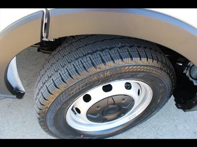 2025 Ford Transit 250   - Photo 27 - Euless, TX 76040