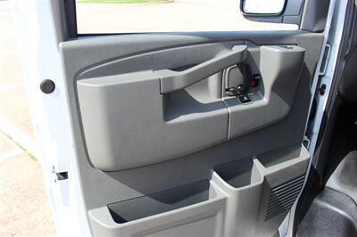 2021 Chevrolet Express 2500   - Photo 22 - Euless, TX 76040