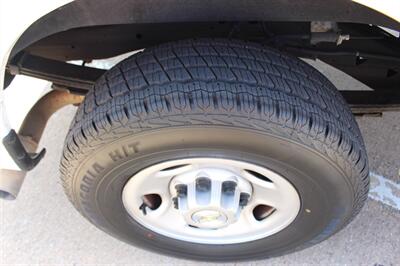 2021 Chevrolet Express 2500   - Photo 28 - Euless, TX 76040