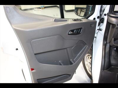2021 Ford Transit 350   - Photo 18 - Euless, TX 76040