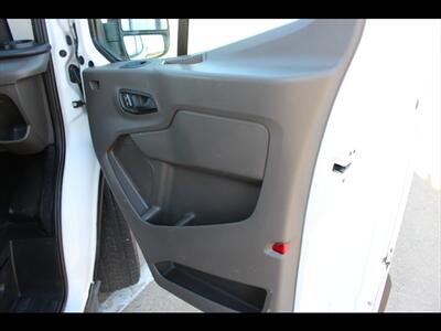 2023 Ford Transit 250   - Photo 17 - Euless, TX 76040