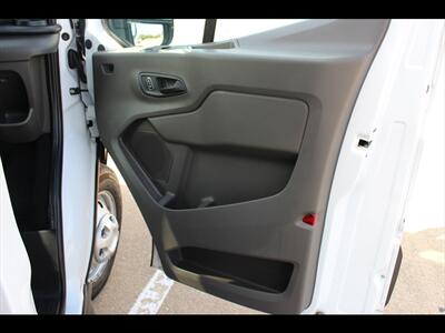 2023 Ford Transit 350 HD XLT   - Photo 16 - Euless, TX 76040