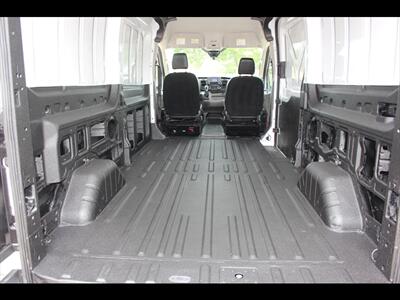 2024 Ford Transit 250   - Photo 9 - Euless, TX 76040