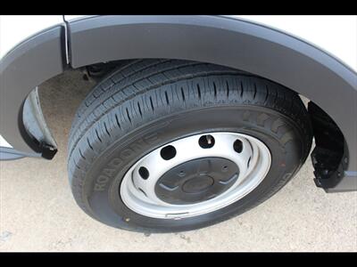 2024 Ford Transit 250   - Photo 26 - Euless, TX 76040
