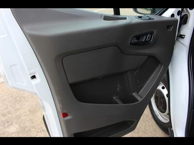 2024 Ford Transit 250   - Photo 22 - Euless, TX 76040