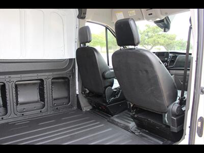 2024 Ford Transit 250   - Photo 17 - Euless, TX 76040
