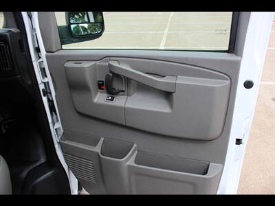 2018 Chevrolet Express 2500   - Photo 17 - Euless, TX 76040