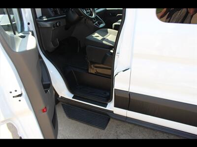 2024 Ford Transit 350 HD XLT   - Photo 18 - Euless, TX 76040